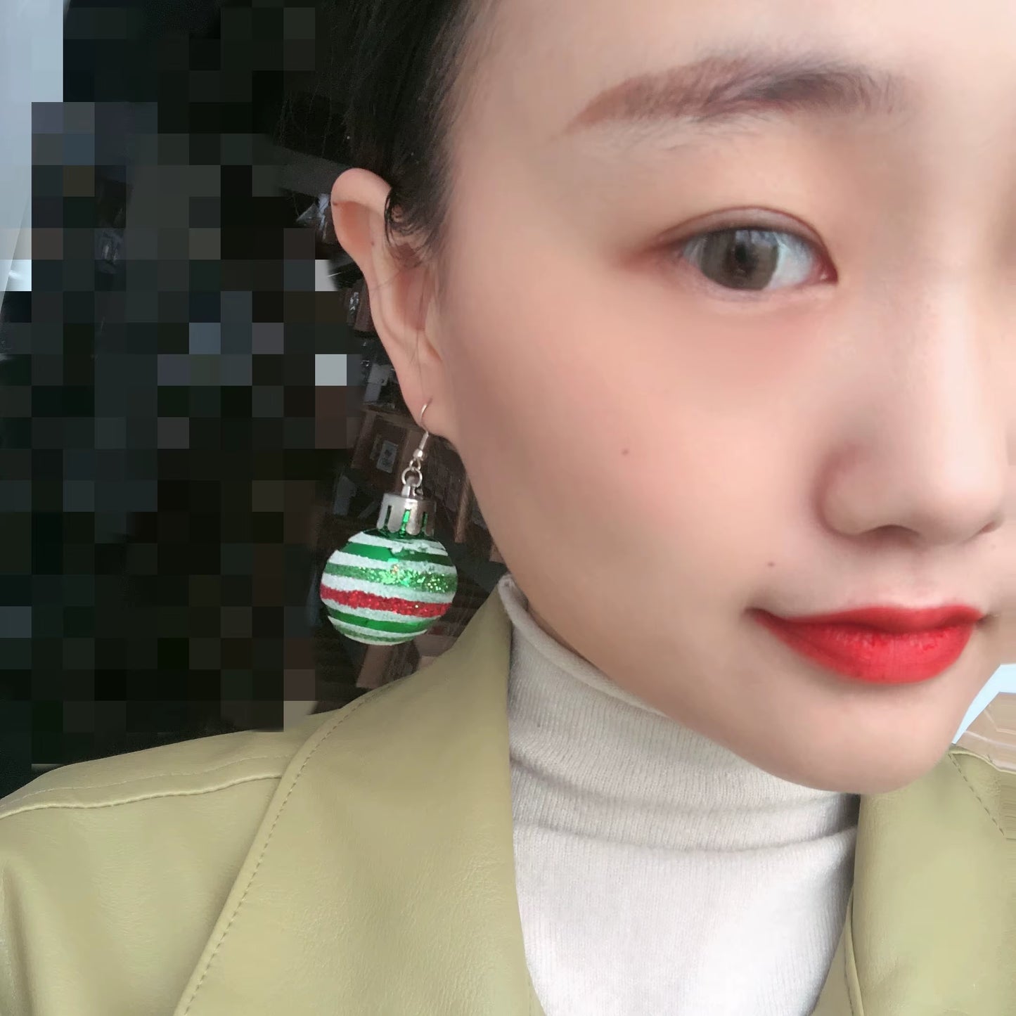 Creative Christmas Bulb Drop Earring Christmas Ball Earrings for Women Christmas Gift Colorful Ball Dangle Earring for Women