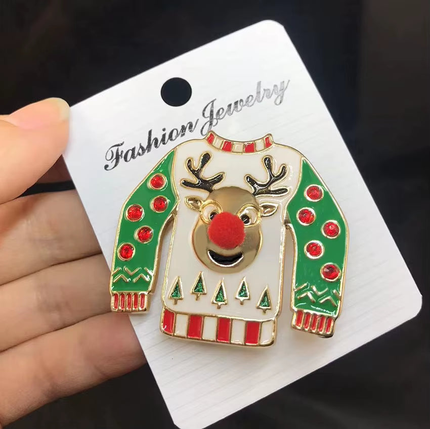Classic Fashion Christmas Brooches Fun Cute Christmas T-Shirt Reindeer Girl Brooch Christmas Gift